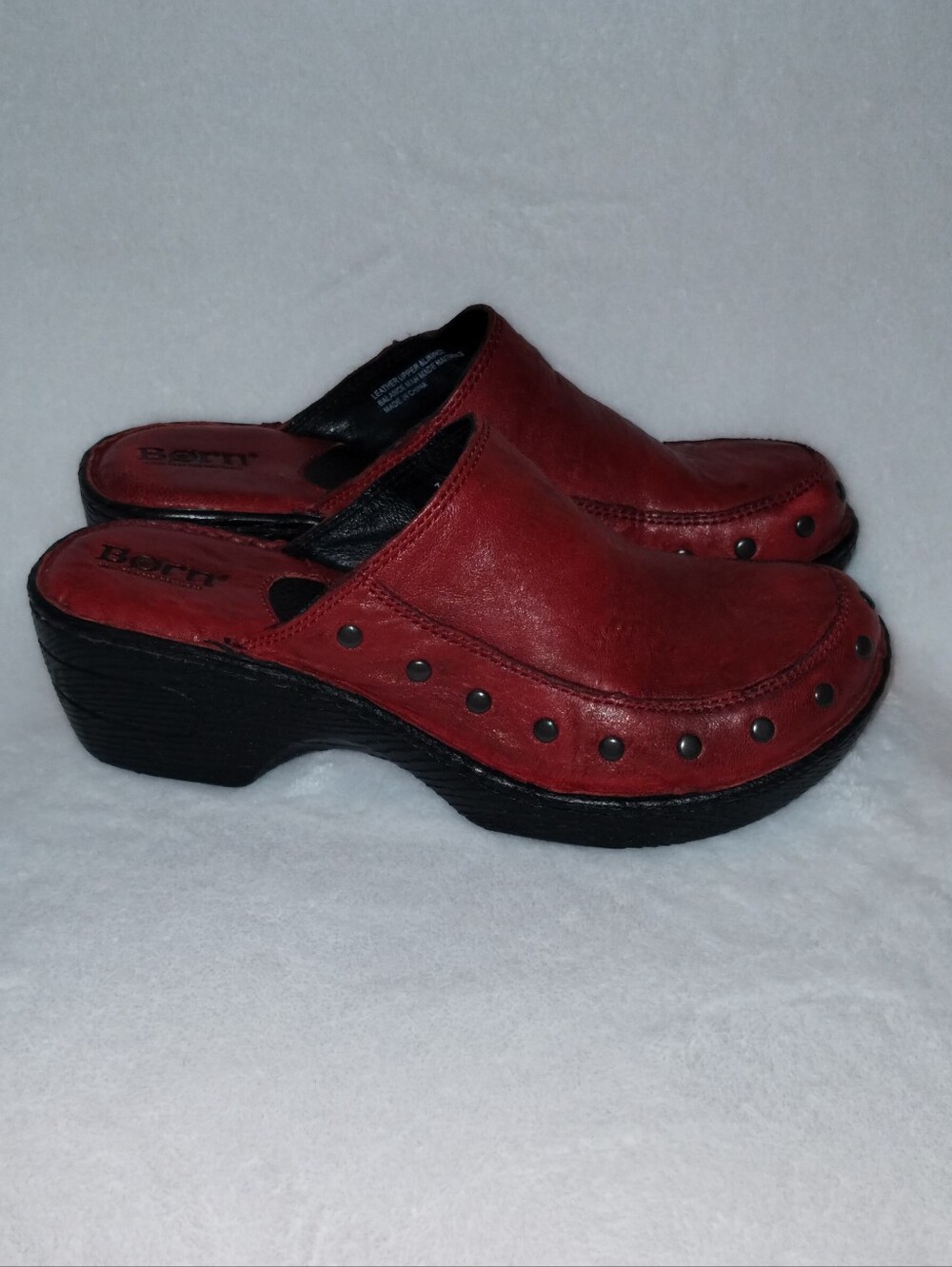 Born Red Leather Studded Platform Clogs Women’s 7 EU 38 D17405 Slip On Mules